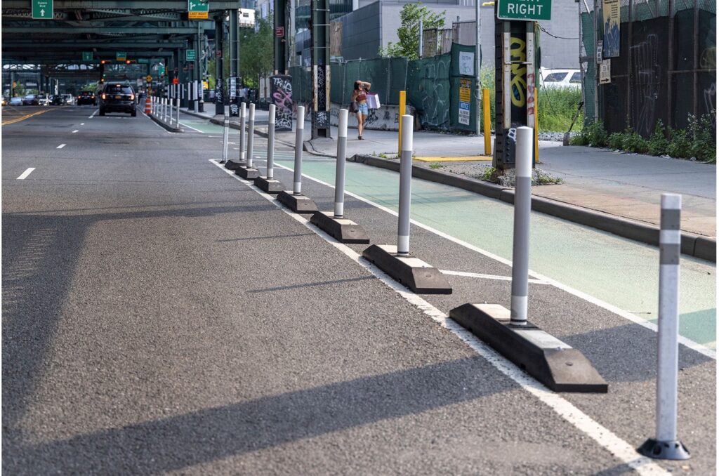 Two Major U.S. Cities Choose Recycled Rubber Lane Protectors