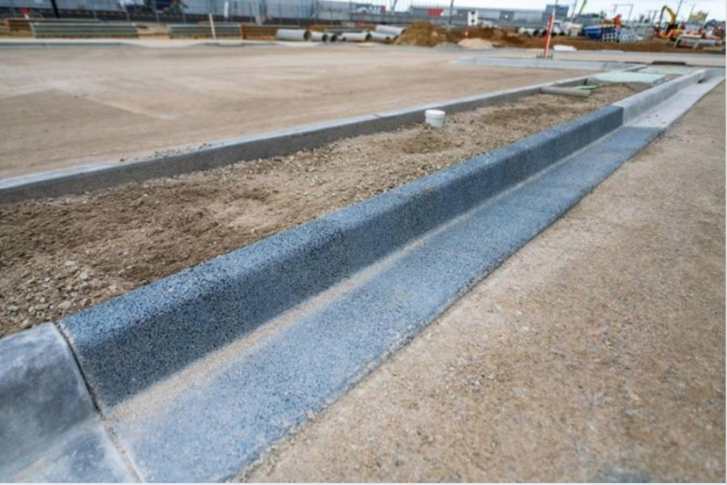 Australia Trials Recycled Rubber Curbs