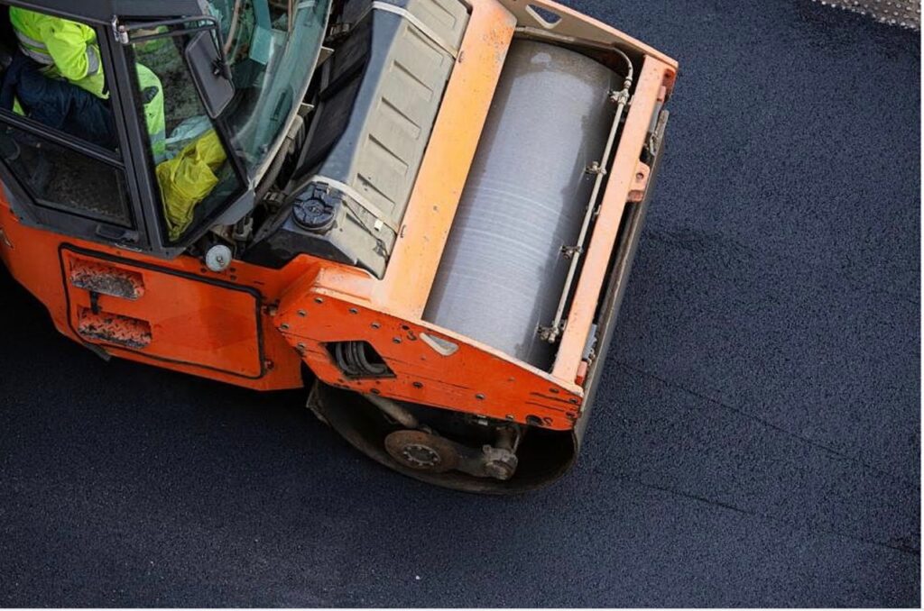 Overcoming Road Paving Challenges With Rubber Modified Asphalt